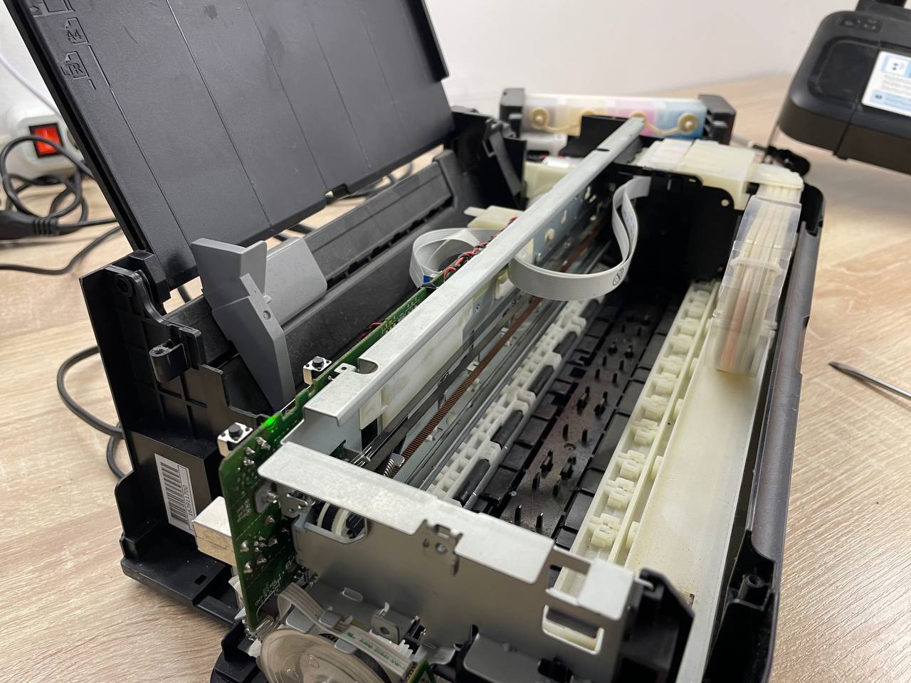 Ремонт принтера Epson L110, не включается